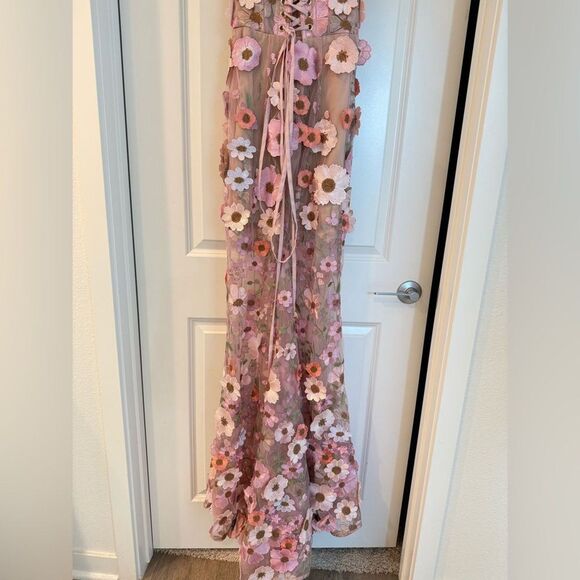 NWOT Bronx and Banco Jasmine Gown in Pastel Pink Multi Floral Strapless - Picture 15 of 16